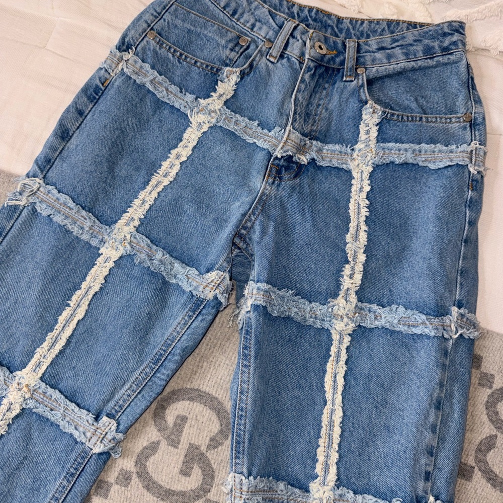 Ragged Denim Jeans with frayed detail , 26 - Picture 3 of 11